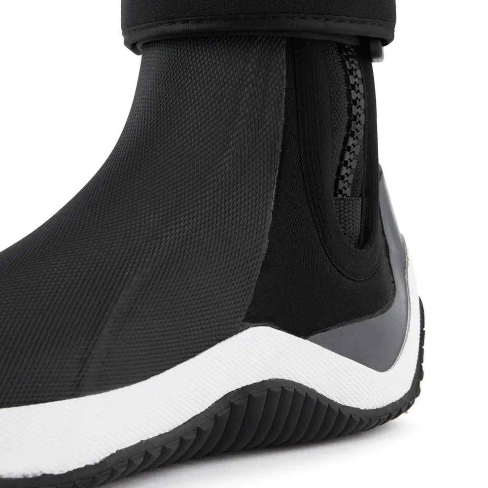 Aero Boot
