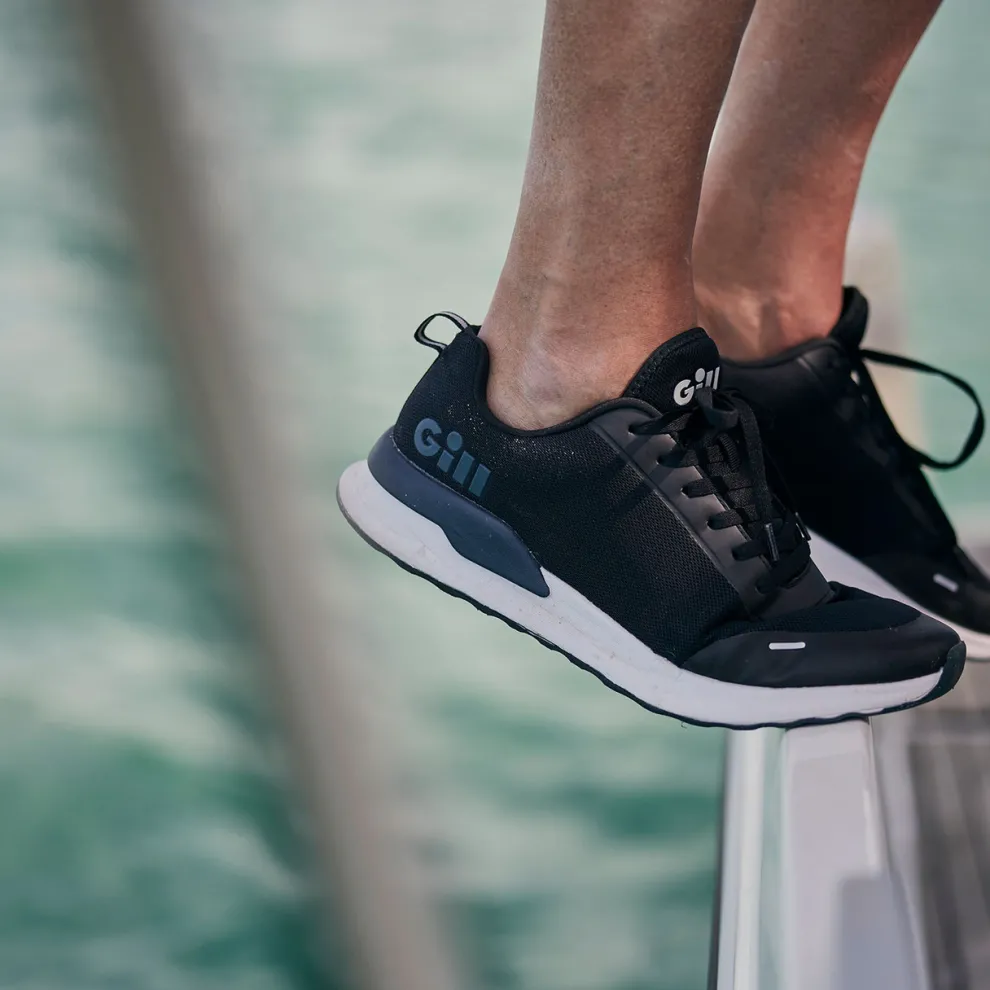 Savona Trainer