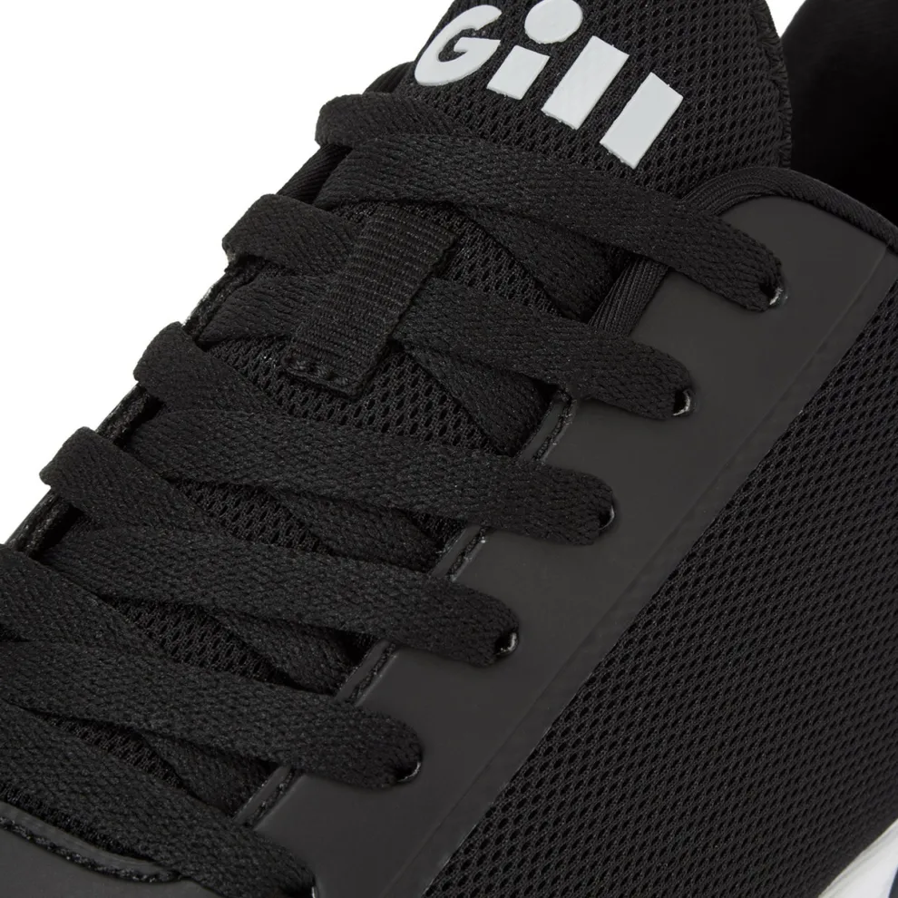 Savona Trainer
