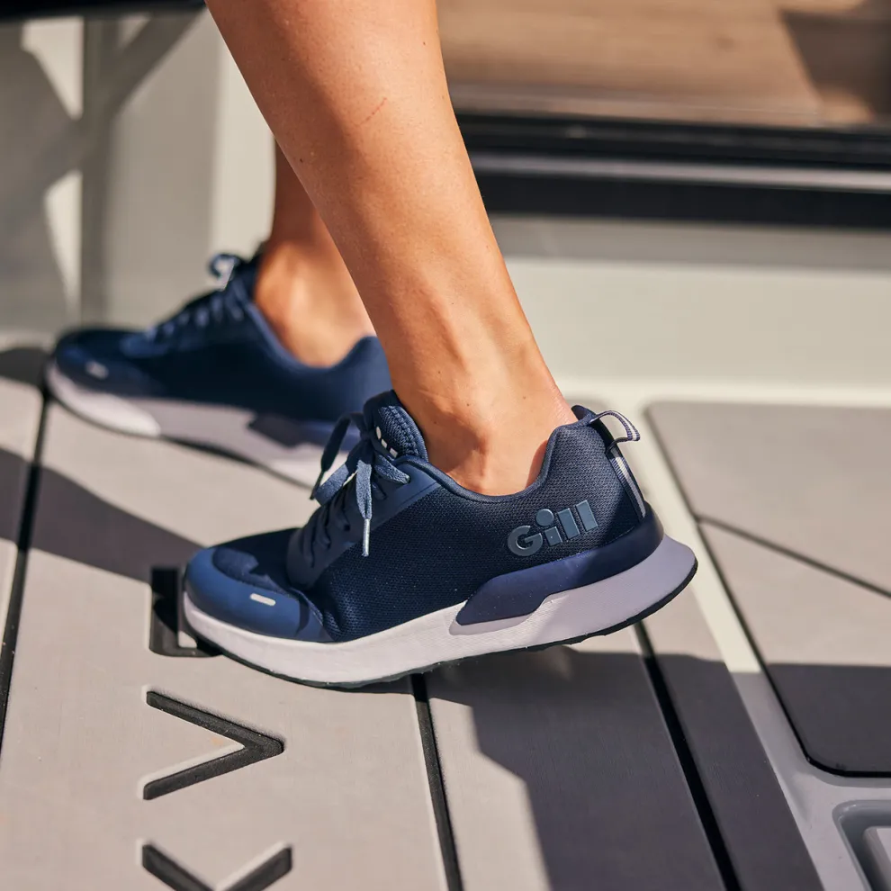 Savona Trainer